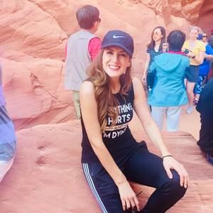 Meet your Posher, Stellą